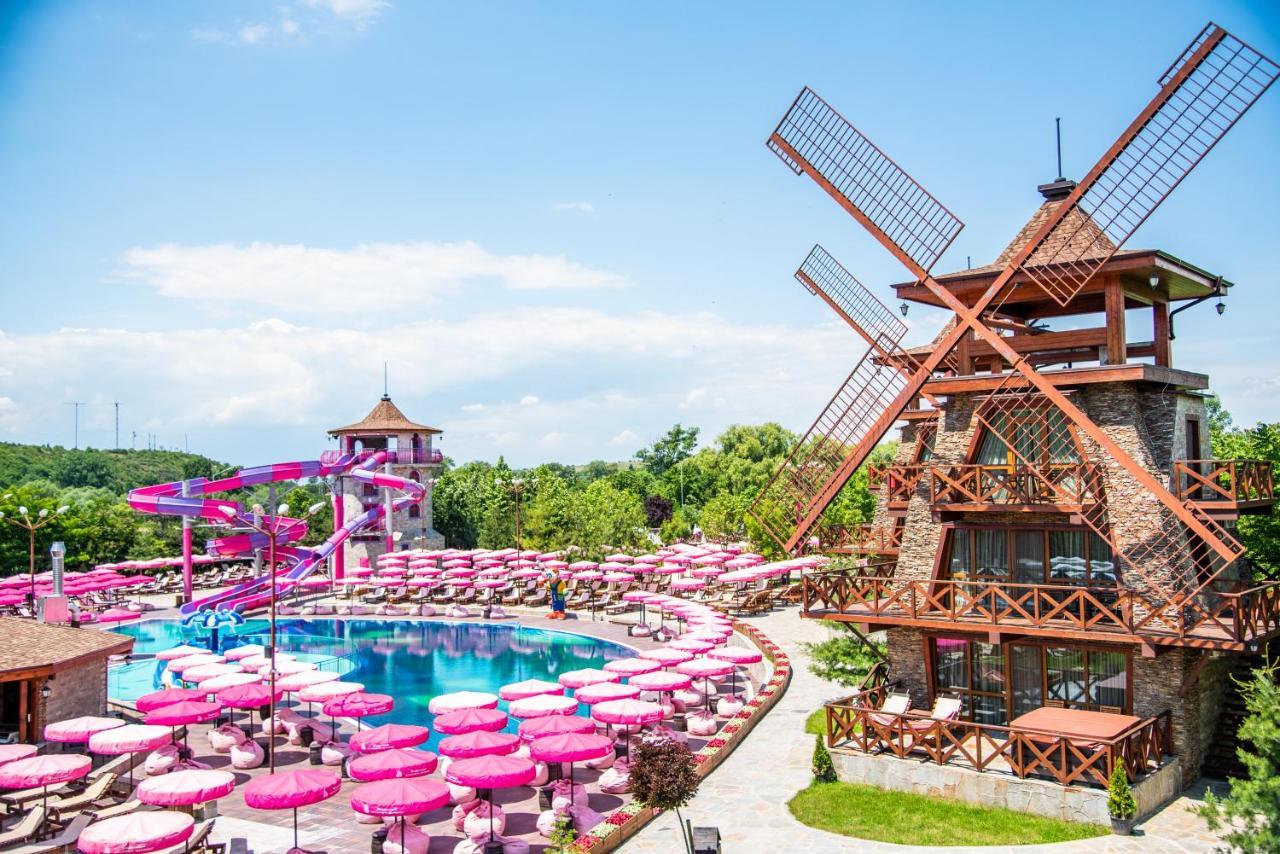 Hotel The Wind Mills Hydropark Gorna Malina Exteriér fotografie