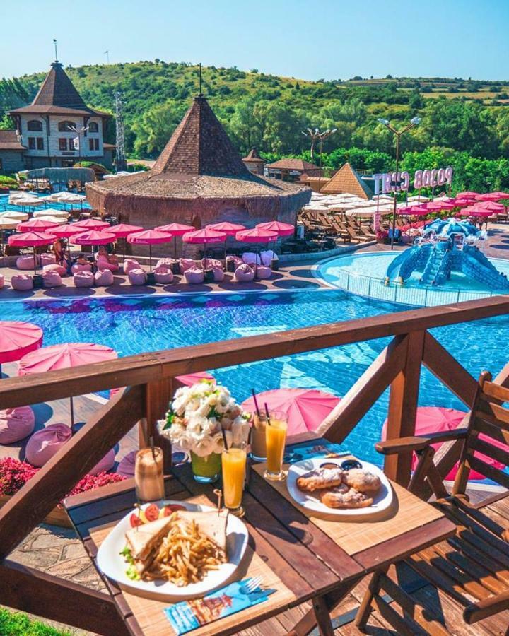 Hotel The Wind Mills Hydropark Gorna Malina Exteriér fotografie